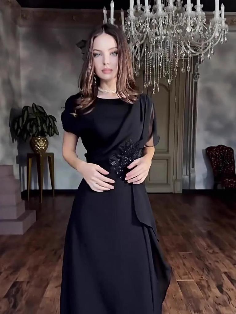 Elegant Autumn 2025 Women's Short Sleeve Long Dress