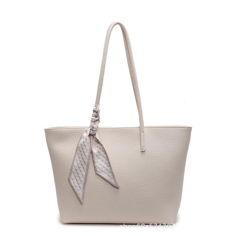 Large-capacity commuter bag women's 2025 new spring and summer simple student shoulder bag work leisure tote bag