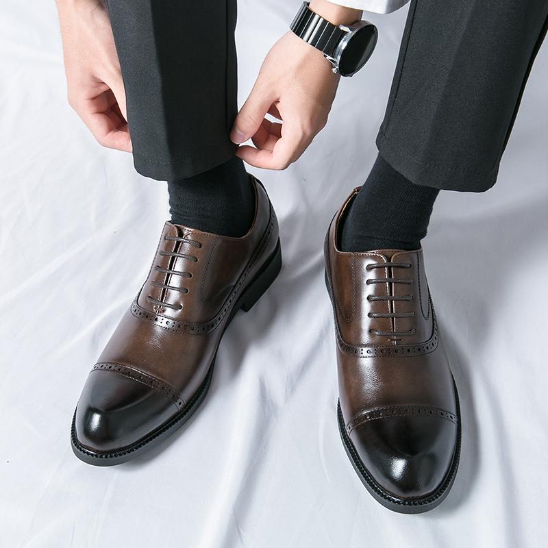 Fashion 2025 Genuine Leather Mens Formal Shoes British Style Classic Whole Cut Oxfords Lace-up Pointed Toe Business Party Dress Shoes