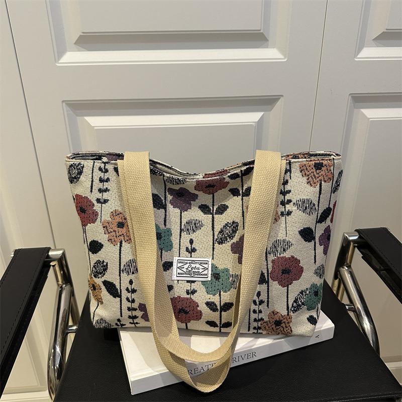 Large Capacity Beautiful Niche Trend Casual Shoulder Armpit Bag New Commuting Class Versatile Handbag Women