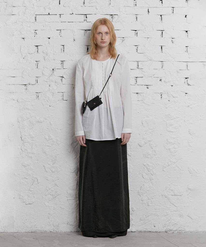 Loutaideu Pintuck Blouse [White]