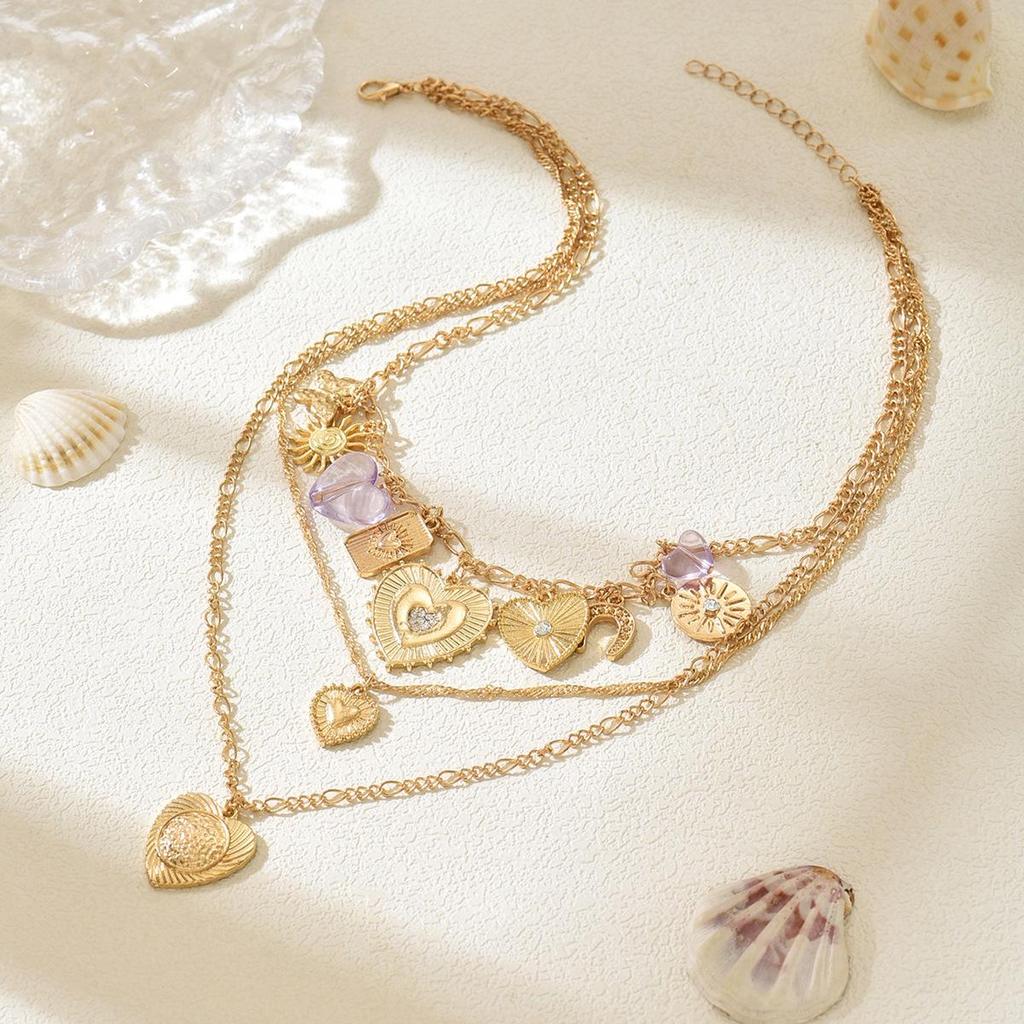 Collier Pendentif Cœur et Papillon Superposés - Accessoire Élégant Haut de Gamme pour Femmes