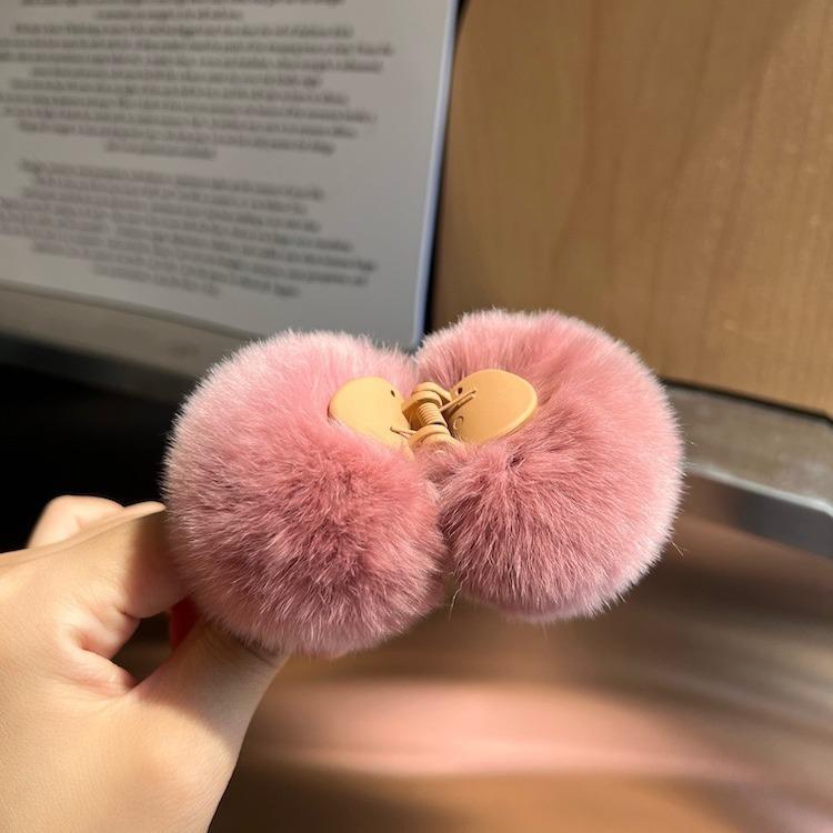 Autumn Winter Plastic Ball Grab Clip Large Plush Hairpin Back Head Shark Clip Hair Accessories 10cm European American Style New