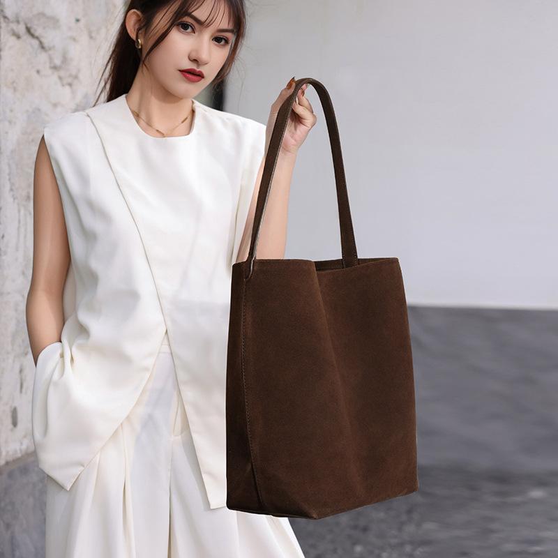 Bags Women's Suede Commuter Shoulder Bag, Large-capacity Premium Suede Matte Cowhide Bucket Bag