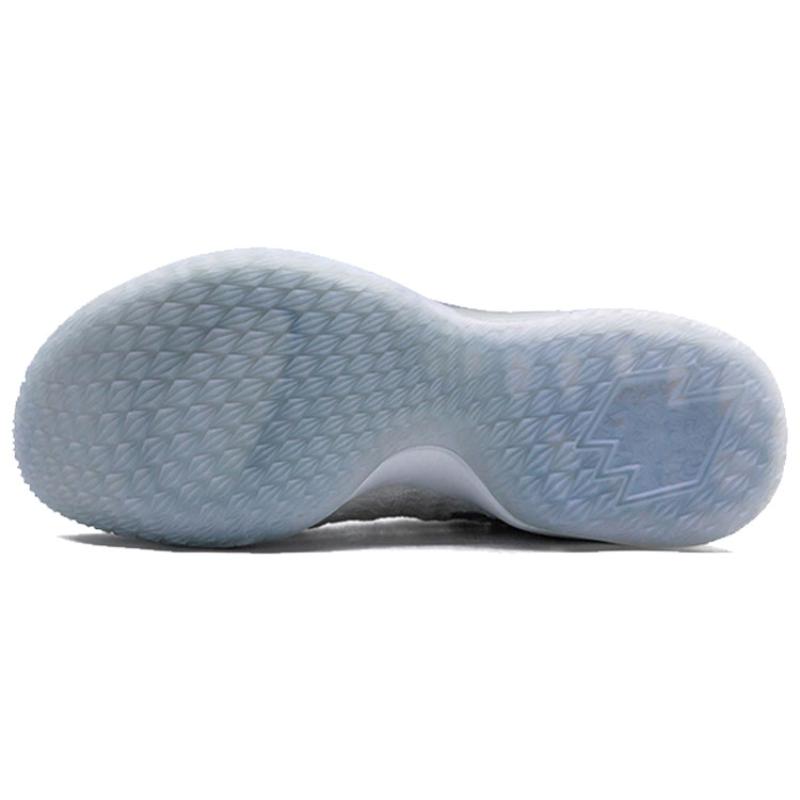 Nike LeBron 15 Low 'White Metallic' Sneakers AO1755-100