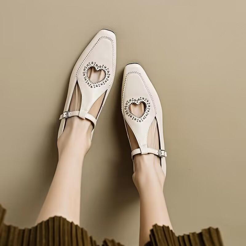2024new Style Elegant Solid Color Party Shoes Womens Heart-shaped Hollow Dress Banquet Flat Shoes Buckle Design Zapatillas Mujer