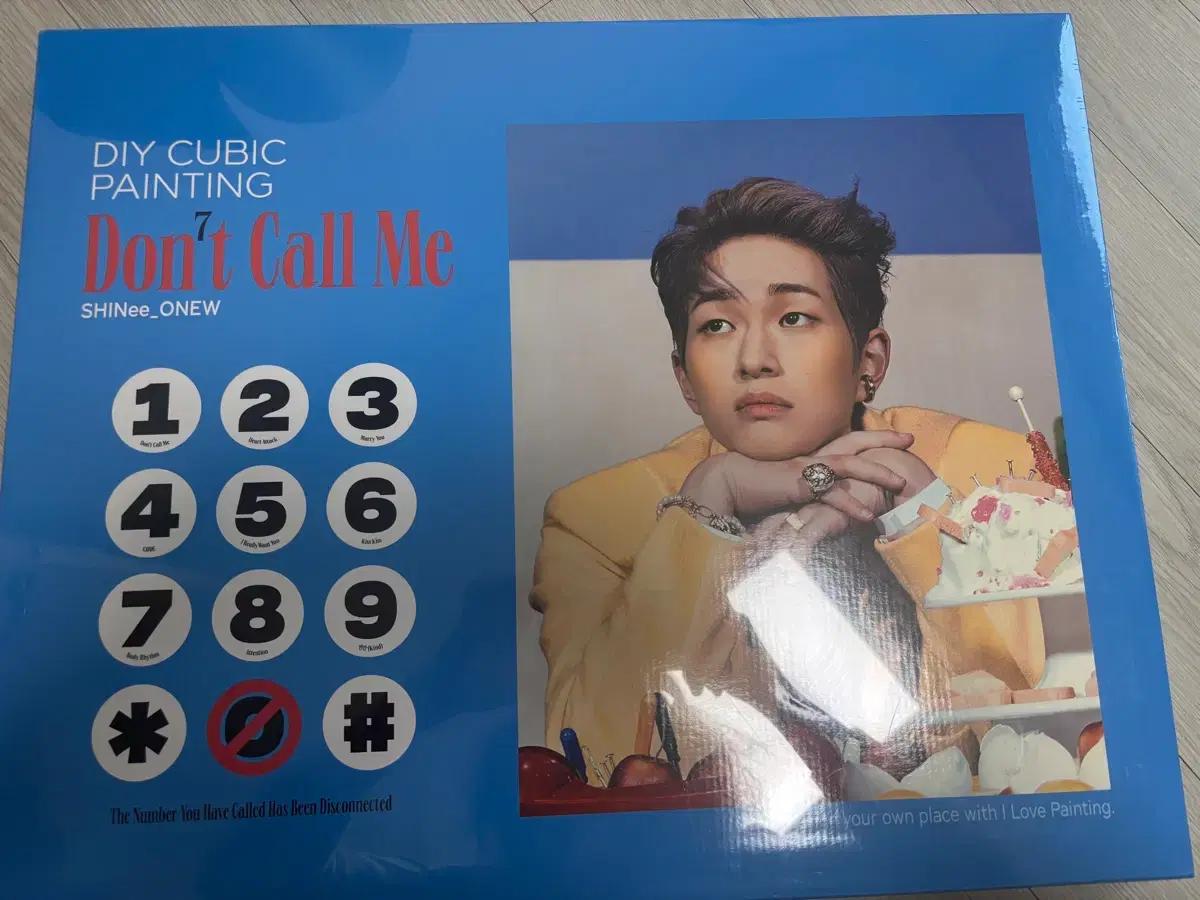 

SHINEE Onew Dong Golmi Cubic Painting