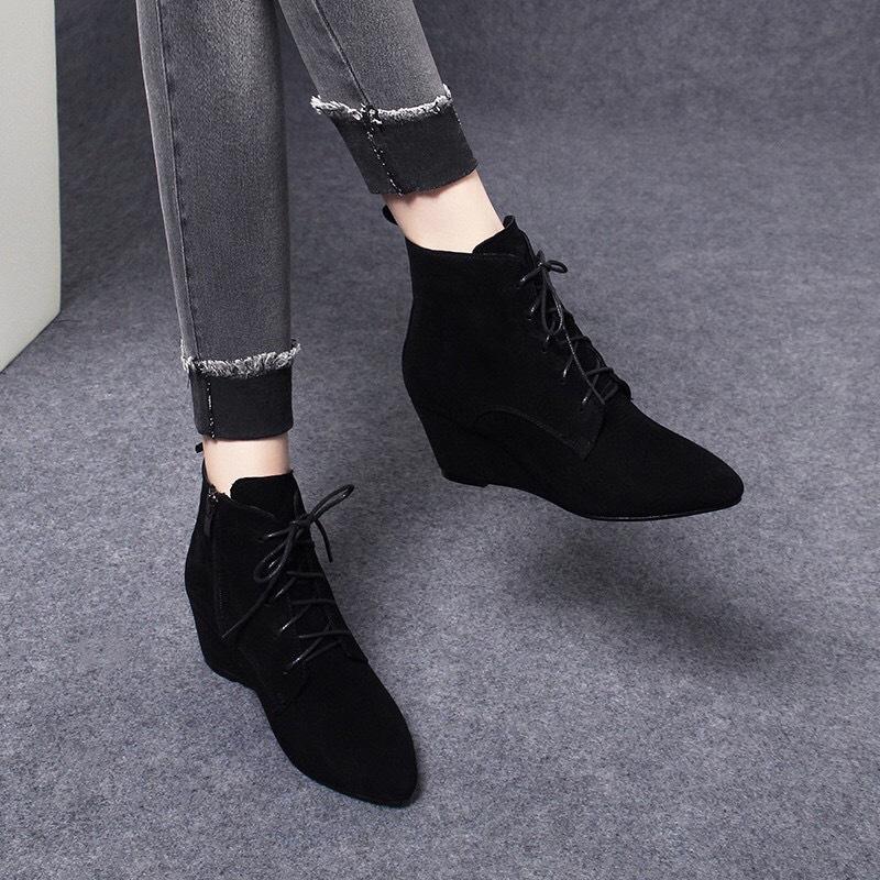 Women's boots autumn and winter new lace-up pointed fashion boots black matte sheepskin side zipper wedge heel short boots