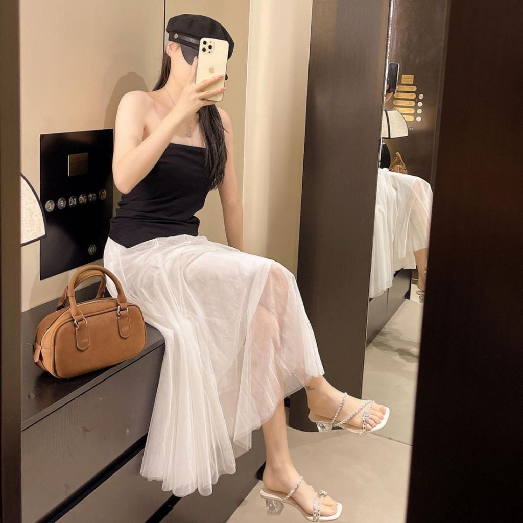 High-heeled sandals girl 2025 new summer with skirt thick heel crystal rhinestone French fairy cool slippers outside