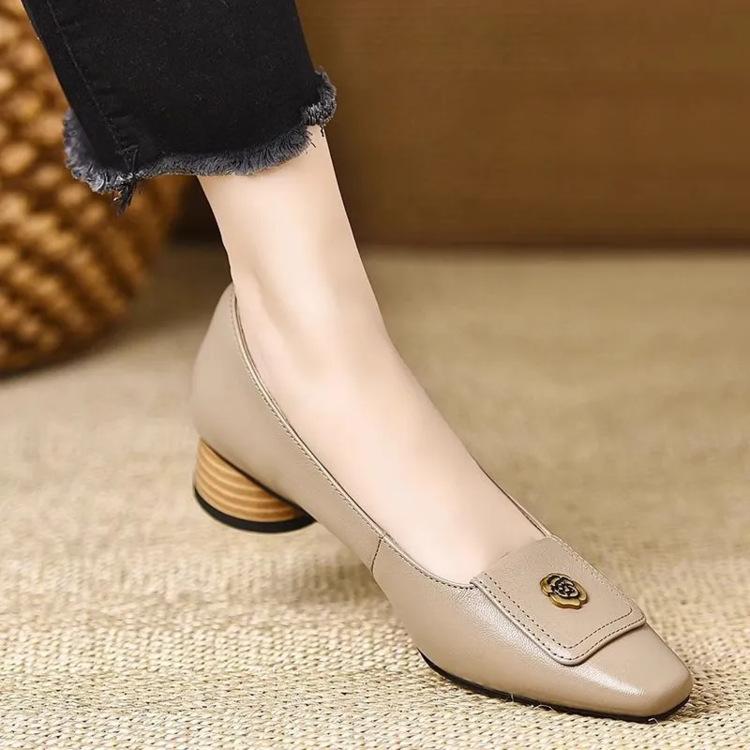 

Туфли Camellia с квадратной головкой и неглубоким толстым каблуком, женские туфли на низком каблуке, весна 2025, новые удобные и универсальные туфли из мягкой кожи на низком каблуке 40 абрикосовый