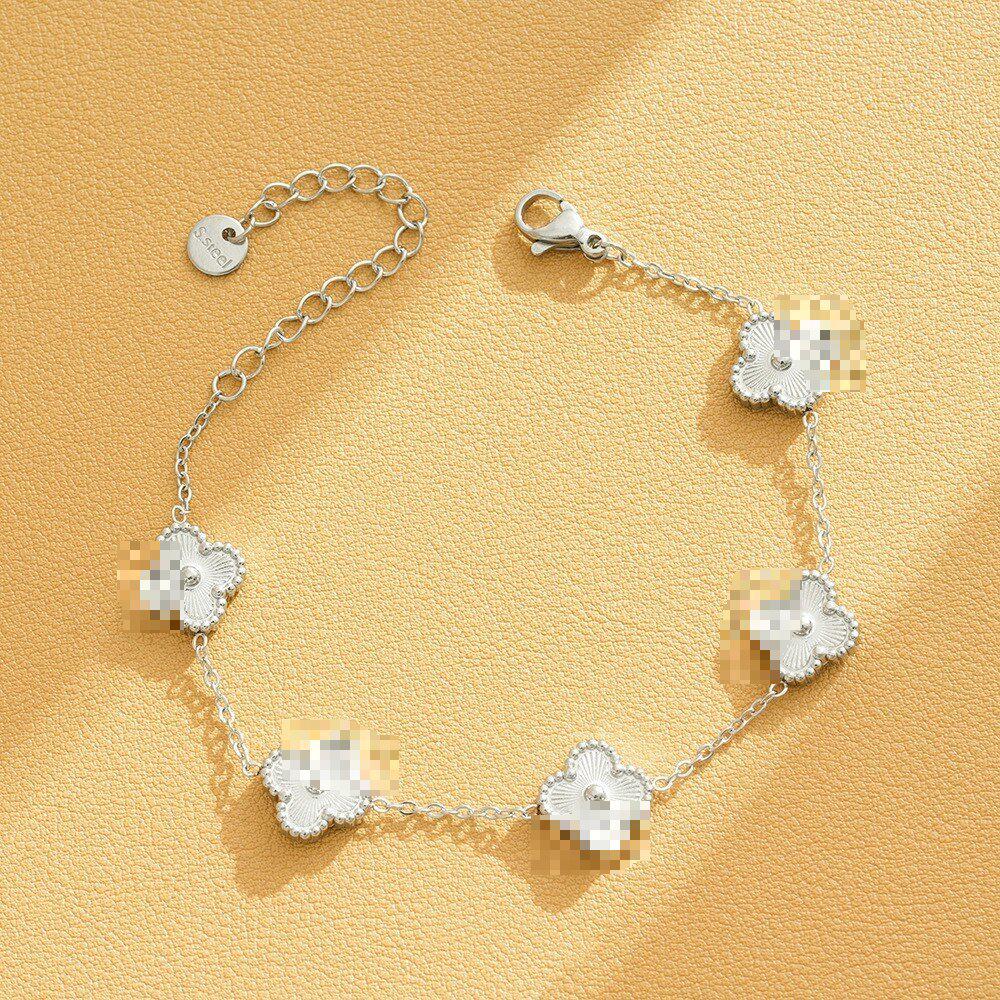 High-End Titanium Steel Four-Leaf Clover Bracelet with Shell Pendant – Durable, Fade-Resistant Design