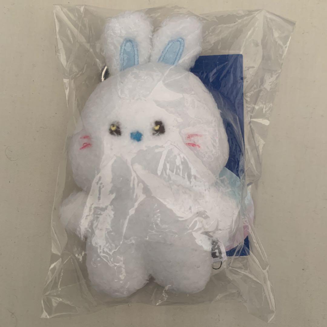 

[USED] Authentic Vanini White Herring Keychain Plush Keyring