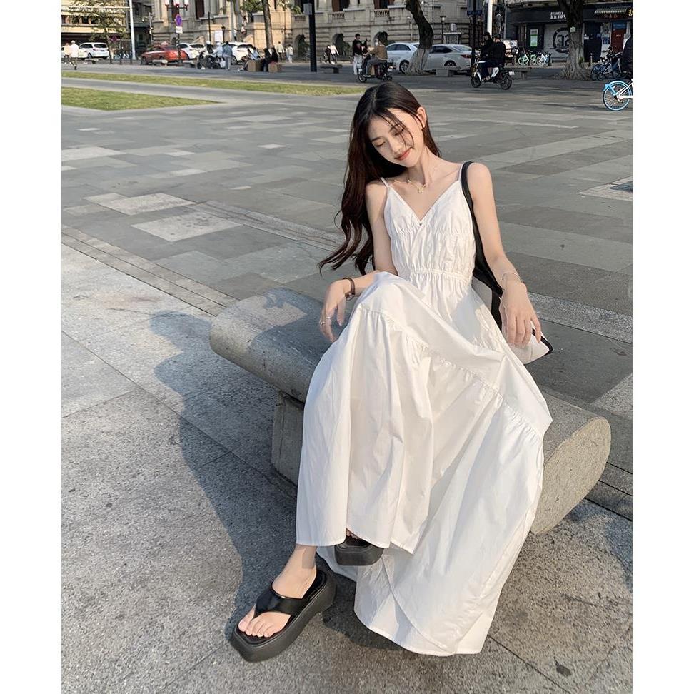 Women's Slimming White V-Neck Spaghetti Strap French Beach Dress