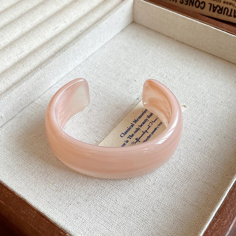 Dopamin Ombre Geometrischer Harzarmreif: High-End Europäischer & Amerikanischer Nischen-Modeschmuck