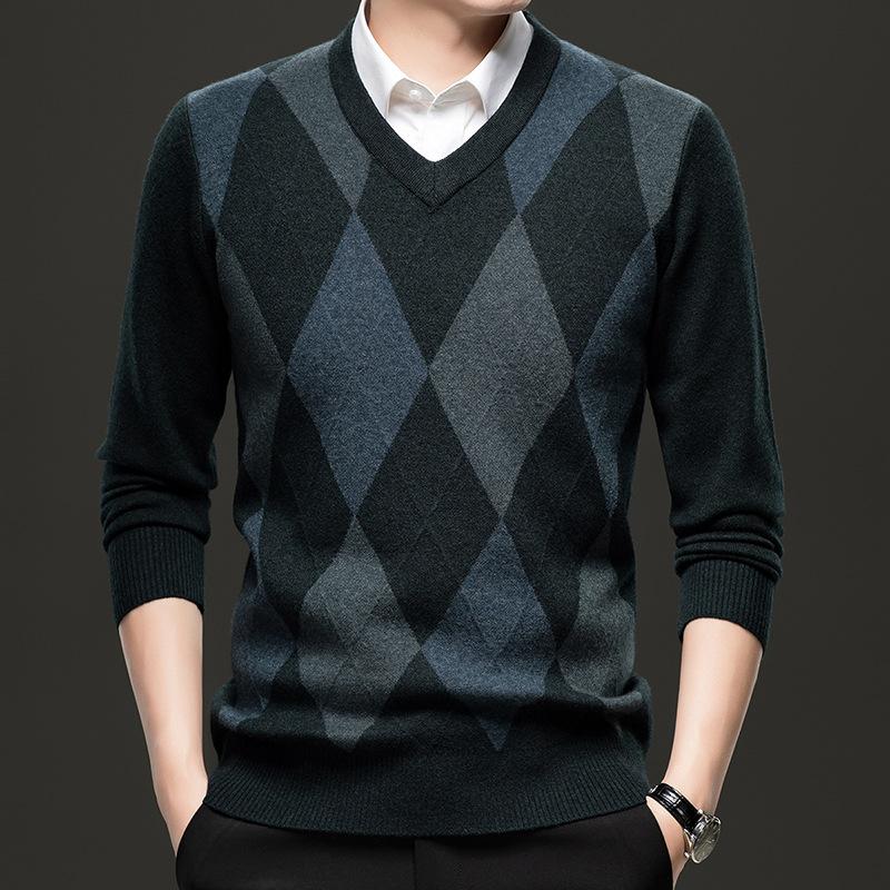 Winter Warm Men's Plaid V-neck Long Sleeved Sweater Knitted Sweater Fashion Casual Versatile Top