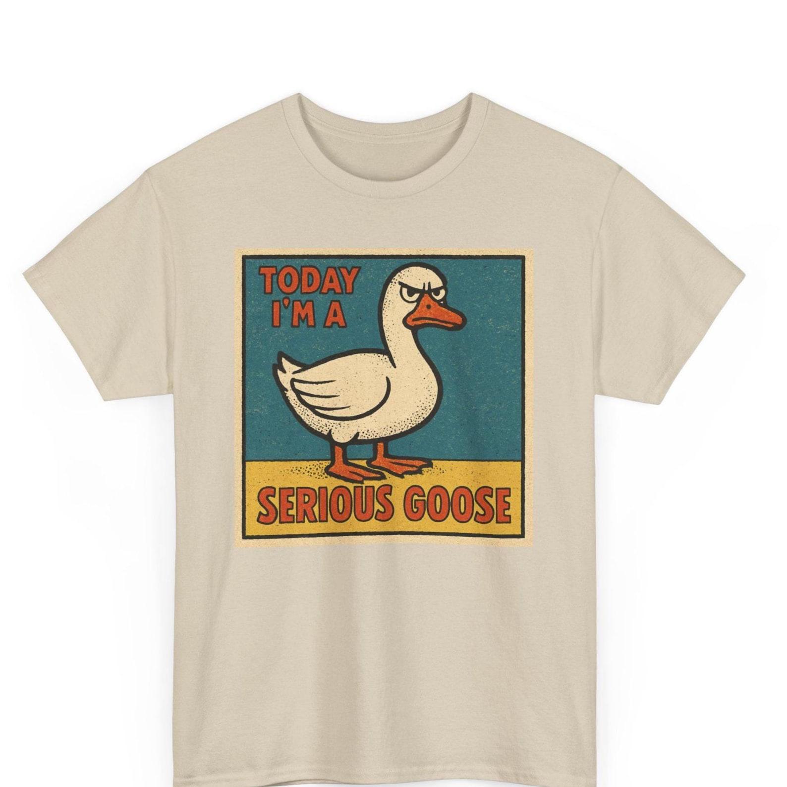 Serious Goose T-Shirt: Funny Retro Comic Unisex Tee S