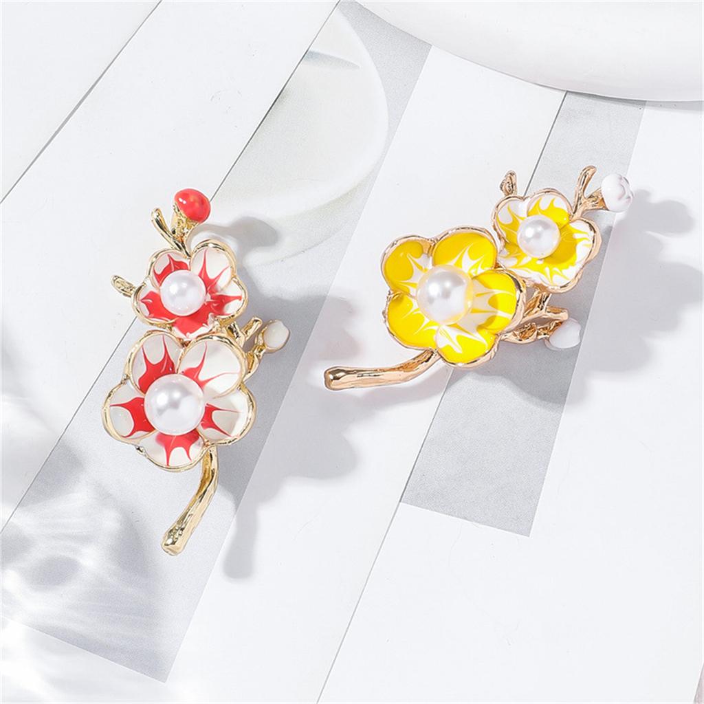 1Pc Elegant Romantic Plum Blossom Brooch Exquisite Retro Pin Trendy Art Jewelry Accessories Party Birthday Festival Gift Unique