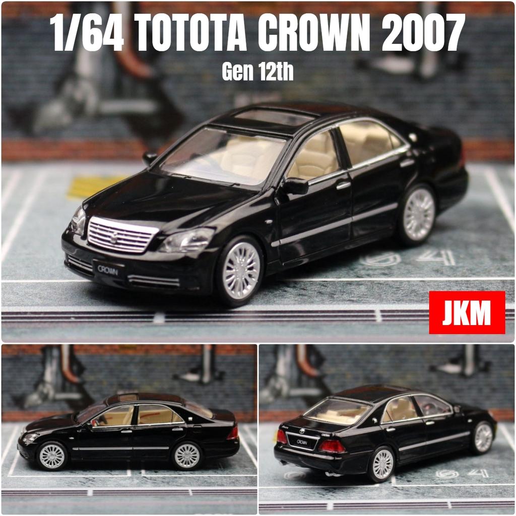1/64 TOYOTA Crown Gen 12th 2007 Sedan Miniature Model JKM 1:64 Premium Toy Car Vehicle Free Wheels Diecast Alloy Collection Gift