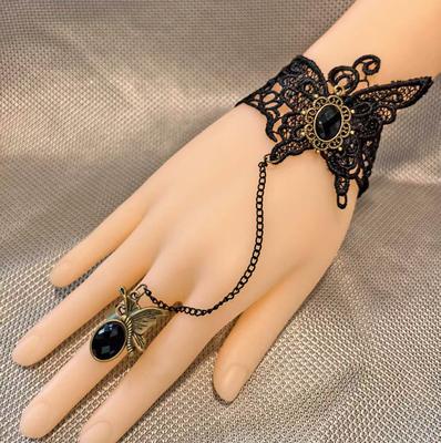Vintage Court Gothic Butterfly Lace Lace Bracelet Halloween Gemstone Bracelet Ring Integrated Chain