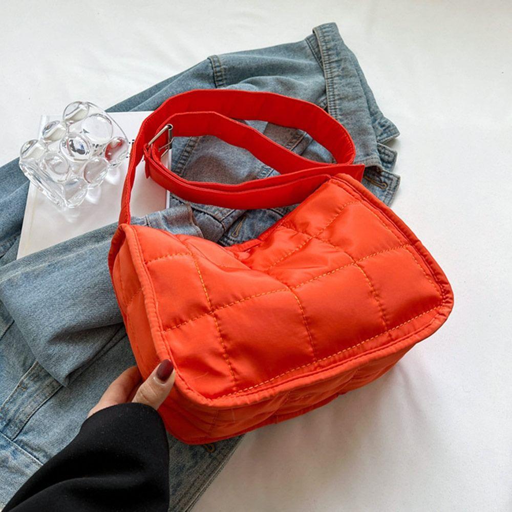 Fashion Quilted Handbags Ladies Casual Cotton-Padded Bags Solid Color Shoulder Bags Women Lightweight Underarm Bags