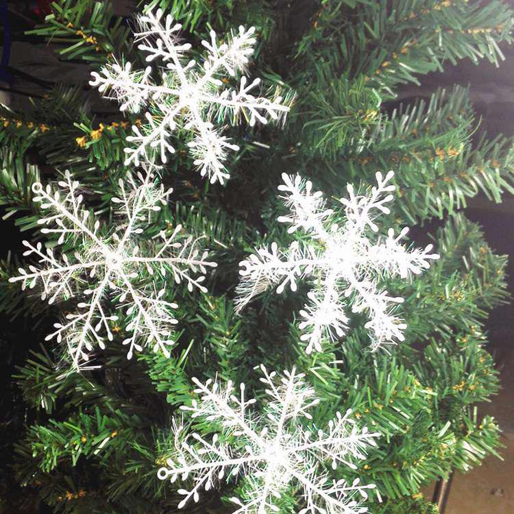 Festive Chenille Wire-Wrapped Snowflake Ornaments for Christmas Tree Decoration