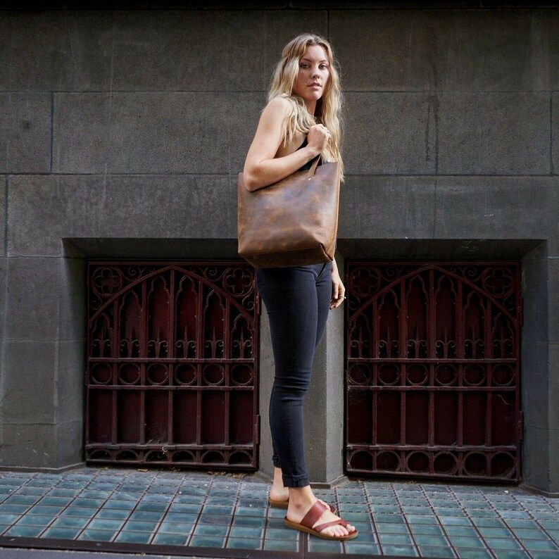 Leather totes,Work bag,Tote bag,Brown Leather tote,Custom Tote bag,Brown Leather Tote bag,Monogram Computer bag,Ladies Computer Bag Gift