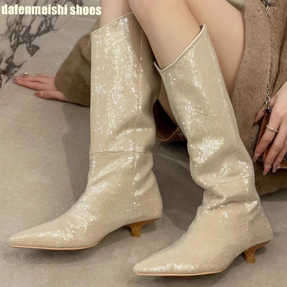 

Модные длинные сапоги с острым носком для женщин Осень-Зима 2025 Новые блестящие сапоги до середины икры с пайетками, сексуальные, сапоги на каблуке-рюмочке, сапоги-блинг, рыцарские сапоги 34