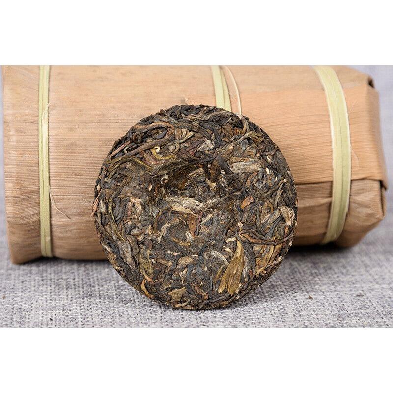 Yunnan Pu'er Tea Leaves Yiwu Tea Cake Raw Pu'er Tea Cake 50g