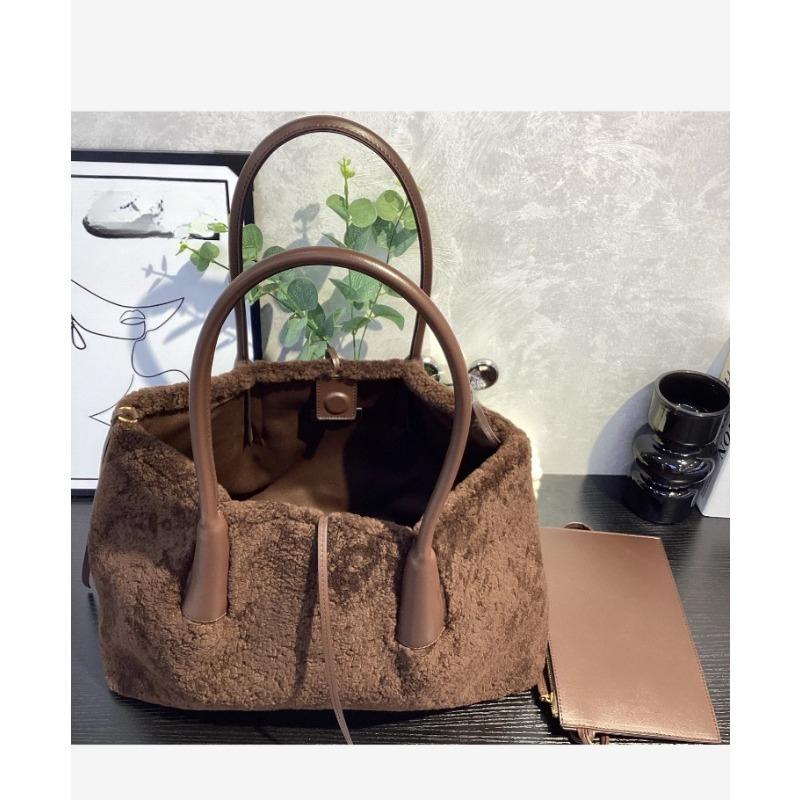 Large Capacity Simple Winter Women's Bag 2025 New Trendy Fashion Handbag One-shoulder Wool Foreign Style Tote Bag