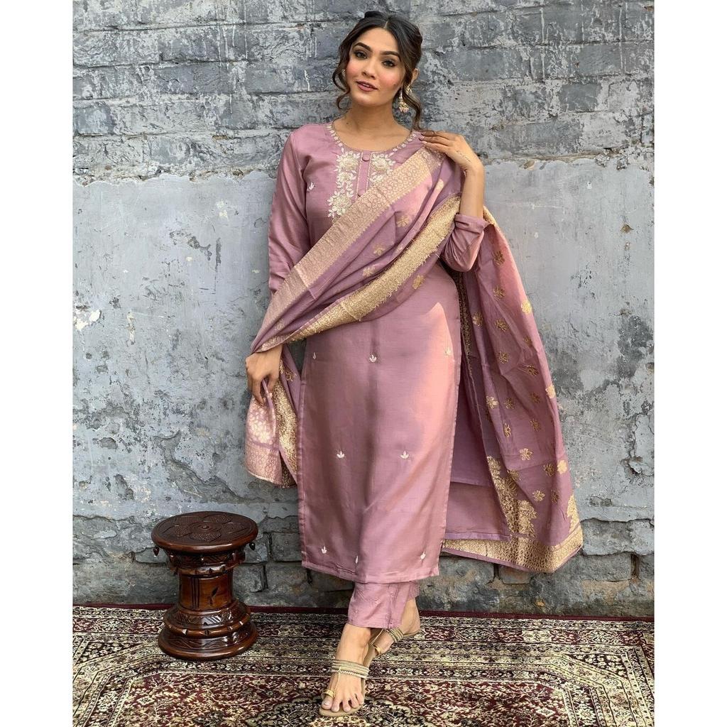 Viscose Chanderi Designer Kurti Pant Set Indian Bollywood Party Wear Kurta Set VGP-1399