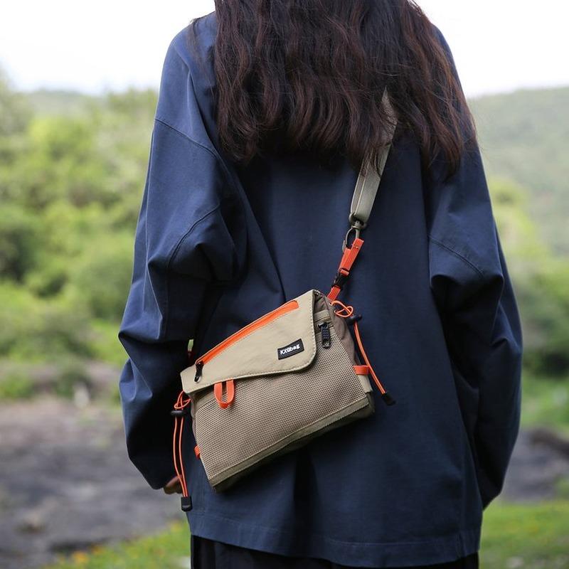 Lightweight Casual Crossbody Bag, Suitable for Men and Women, Perfect for Daily Commuting, Short Outdoor Hiking Trips, Street