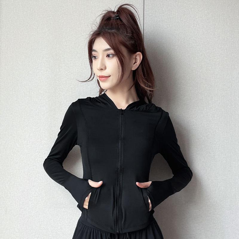 

Женский летний фиолетовый комплект-двойка для защиты от солнца 2024: Быстросохнущая спортивная одежда из ледяного шелка для бега и фитнеса. Small