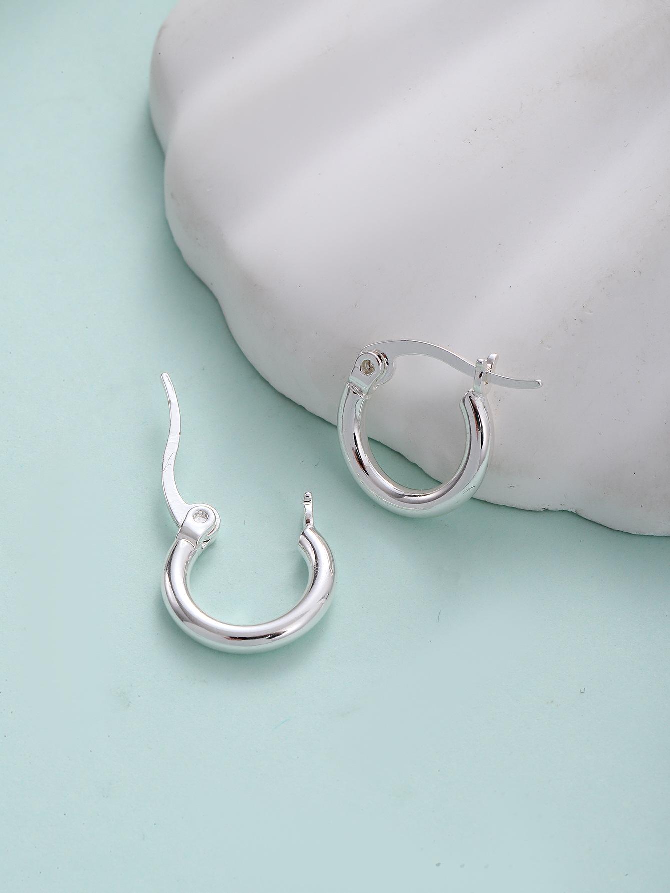 Посеребренные медные серьги-кольца унисекс: Простой Модный Дизайн серебряный