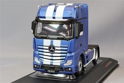 IXO MODELS Scale Actros MP4 Metallic Blue Diecast Model Car TR206 1/43 Mercedes-Benz