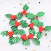 30 Piezas Hojas de Acebo Verdes con Purpurina y Bayas Rojas 3D Parches Adhesivos para Decoración Navideña, Adorno de Mesa, Accesorios de Pegatinas