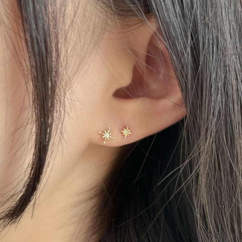 youngglow 14k flat cubic sparkle piercing