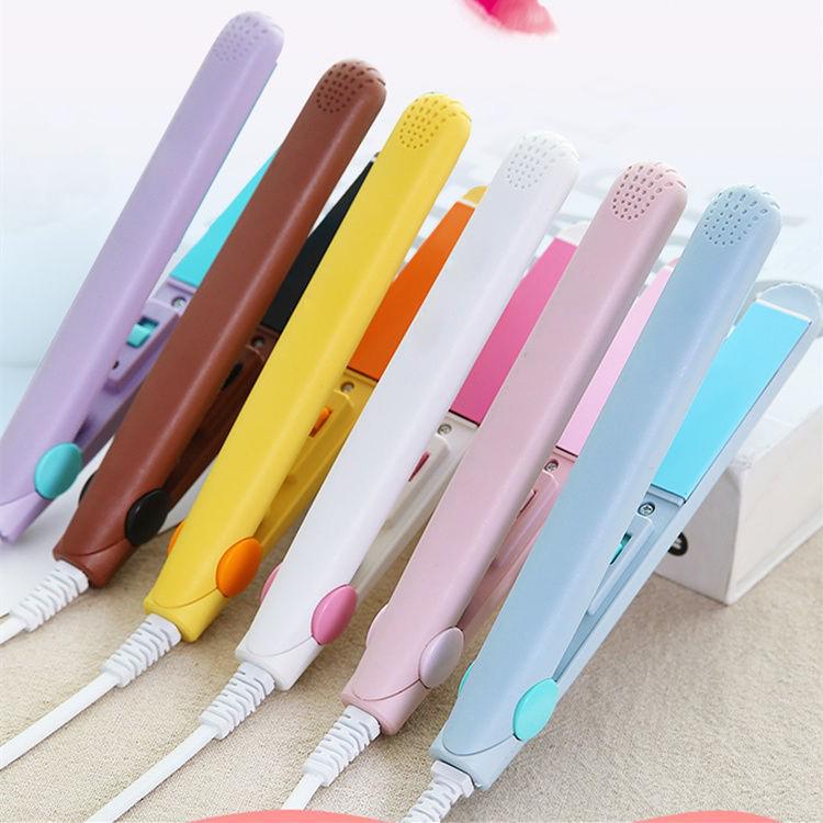Compact Dual-Use Hair Straightener: Portable Flat Iron for Straightening and Curling Hair, Ideal for Dorms, Quick Heat & Low Power.