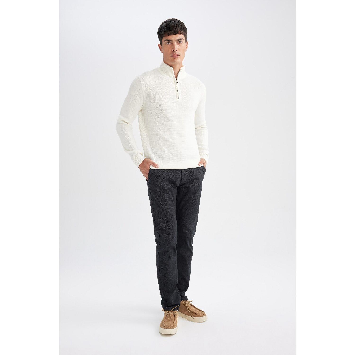 

Chino Trousers Regular Fit Pocket Straight Leg D1050ax24wn 32/34