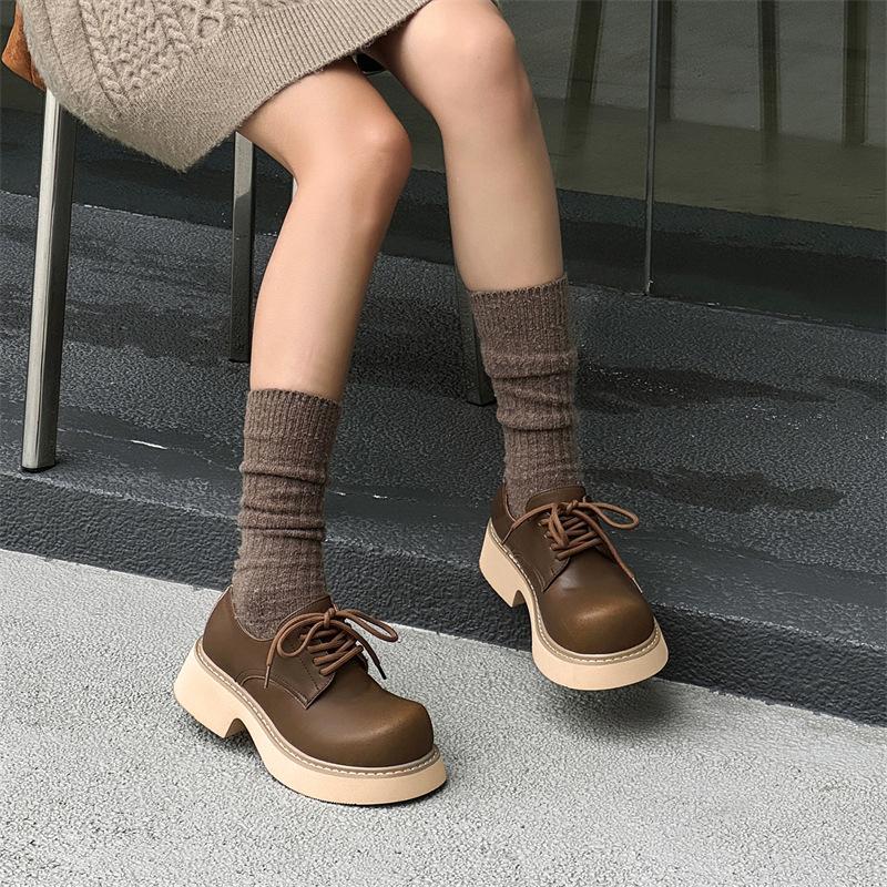 

Туфли дерби на платформе, увеличивающие рост, кожаные туфли с большой головкой, мужские и женские в одном стиле, пара низких ботинок мартин 9577-J 40