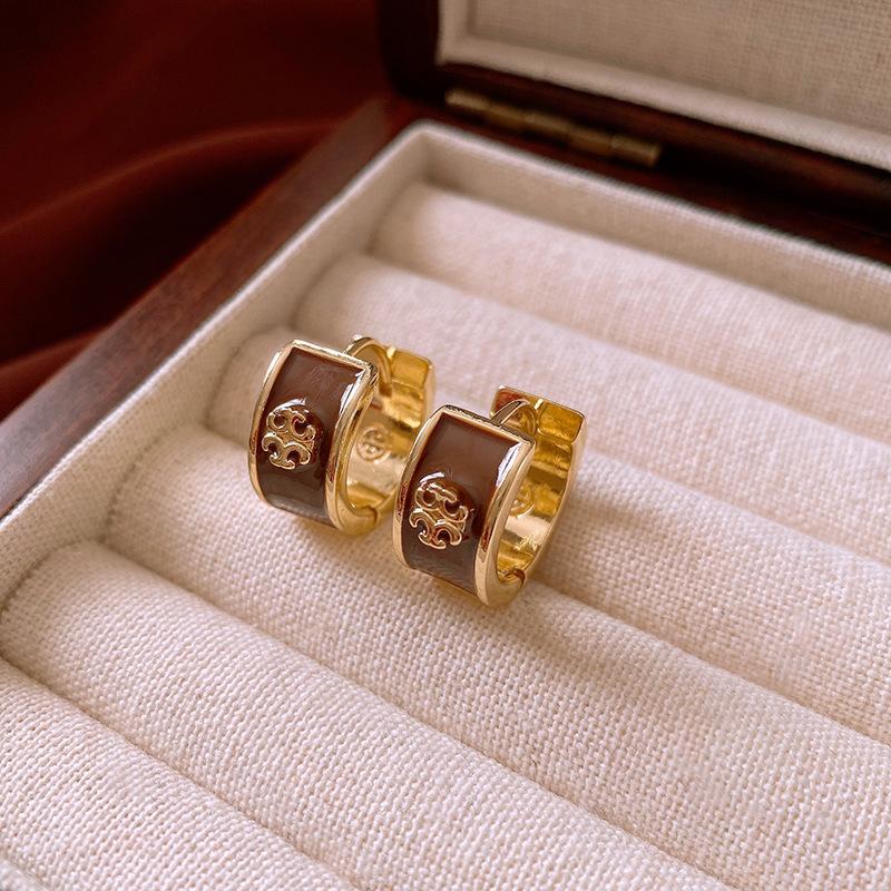 Planet Letter Silver Needle Earrings Niche Stud Earrings Light Luxury High Sense Versatile Earrings