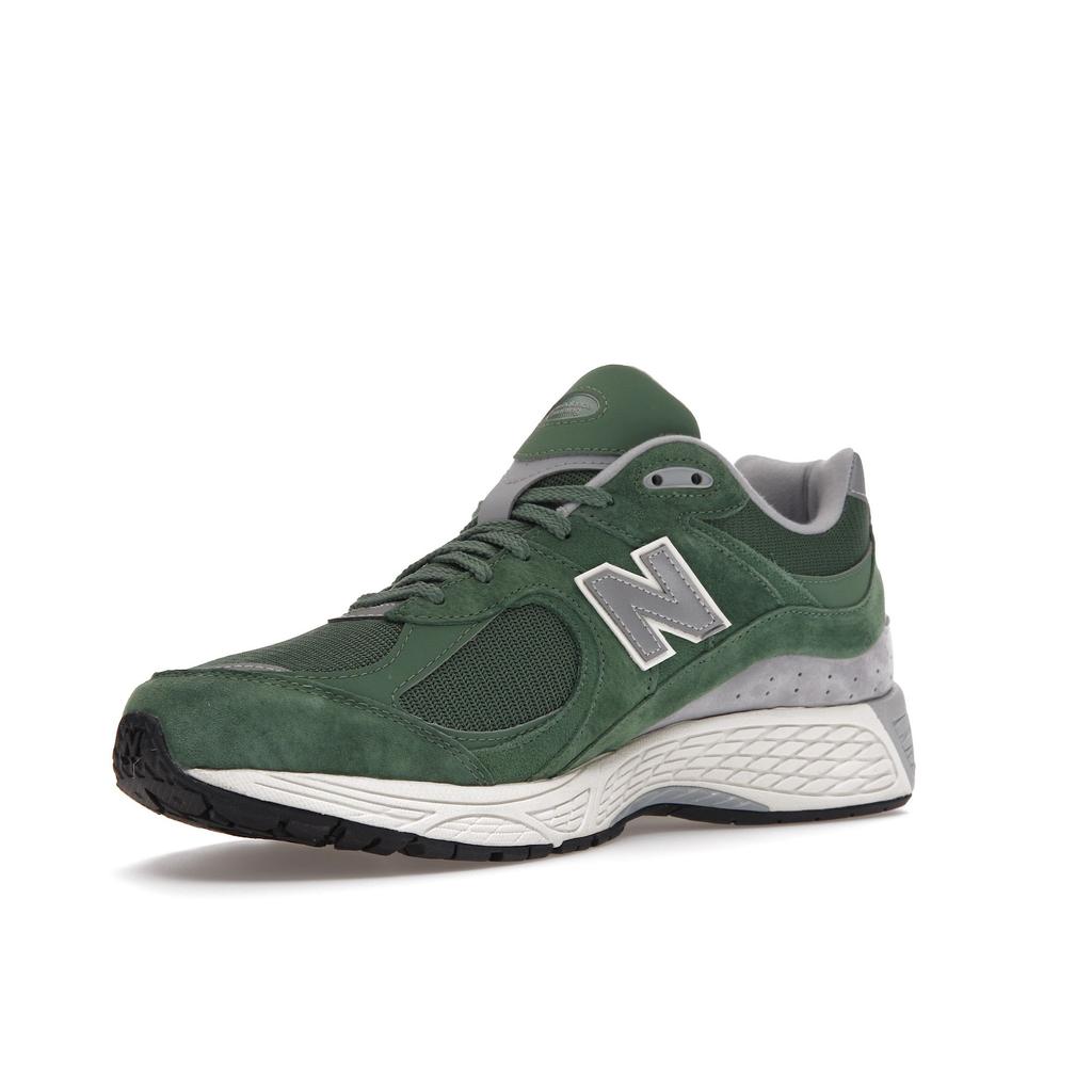New Balance 2002R Jade Silver Metallic Men Sneakers Green Silver-Mink M2002RHW