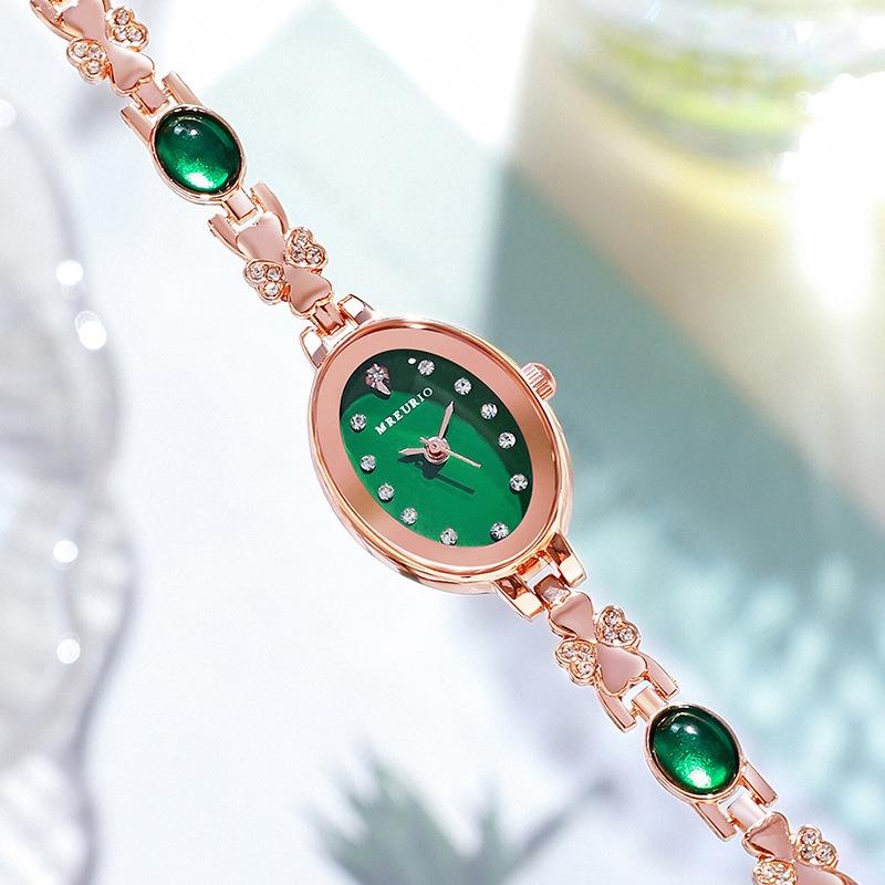 Hot-selling light luxury diamond-studded emerald women's watches, quartz watches, bracelets, and watches in stock from the manufacturer