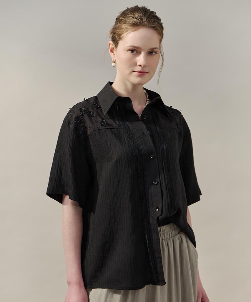 M.GRAF Shoulder Flower Embroidery Loose Fit Short Sleeve Shirt