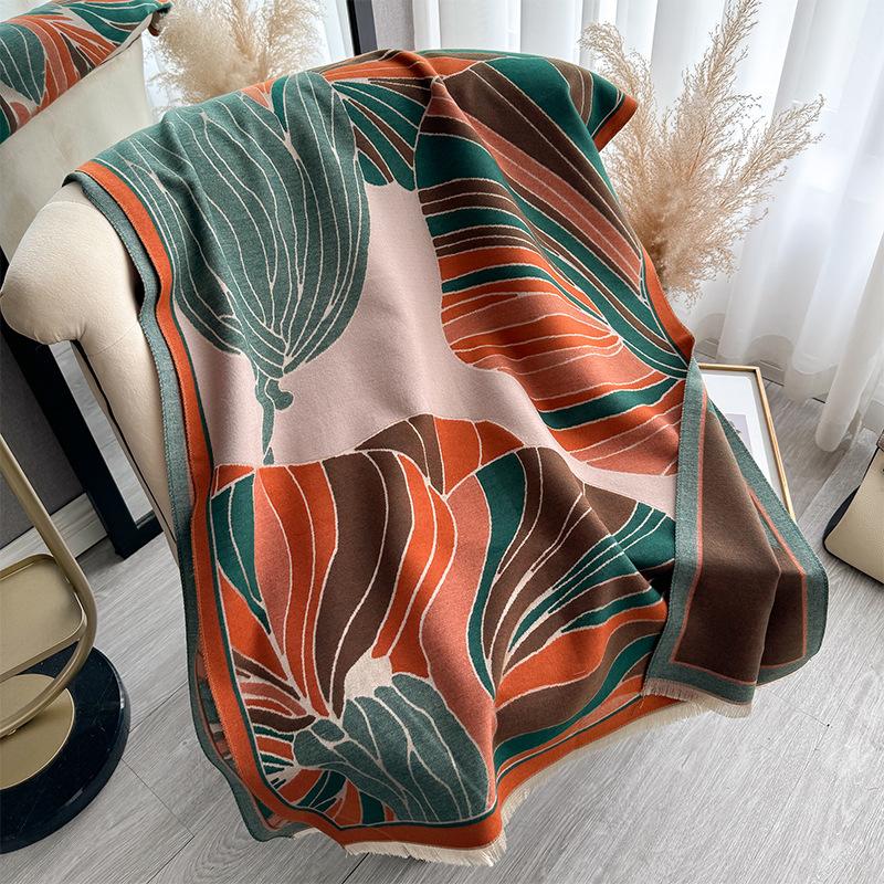 Imitation Cashmere Thermal Scarf Abstract Flower Contrasting Color Double-sided High-end Shawl Women