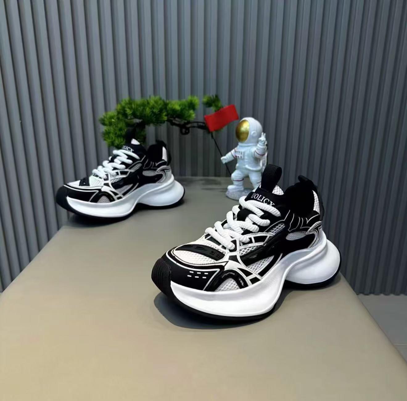 

Fashion New Fashion Mens Casual Sneakers 2025 Breathable Shoes Men Designer Trainer Comfortable Platform Sneakers Streetwear Shoes 44 чёрный