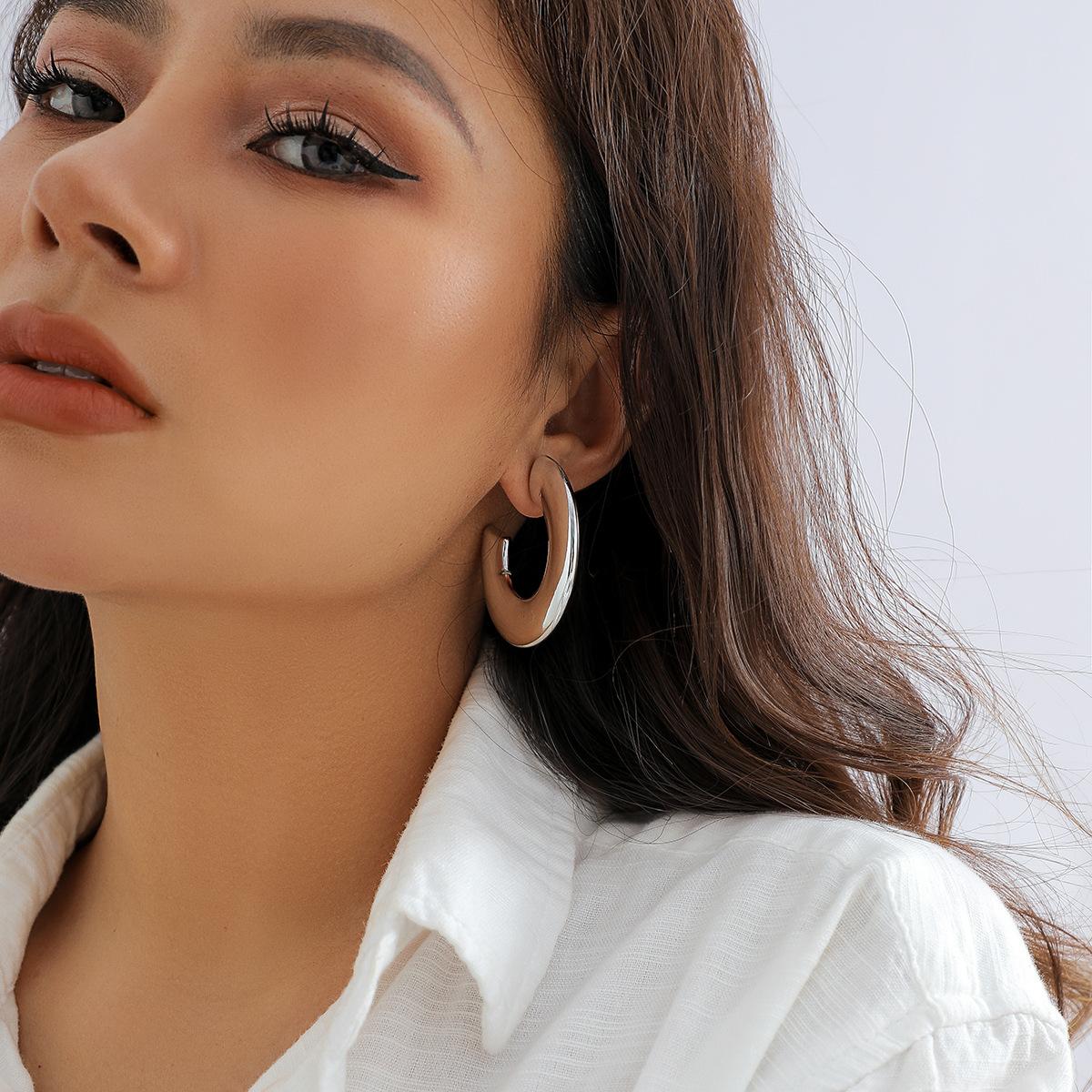 

Accessories, exaggerated punk water drop earrings, personalized niche earrings, hip hop fashion party studs.