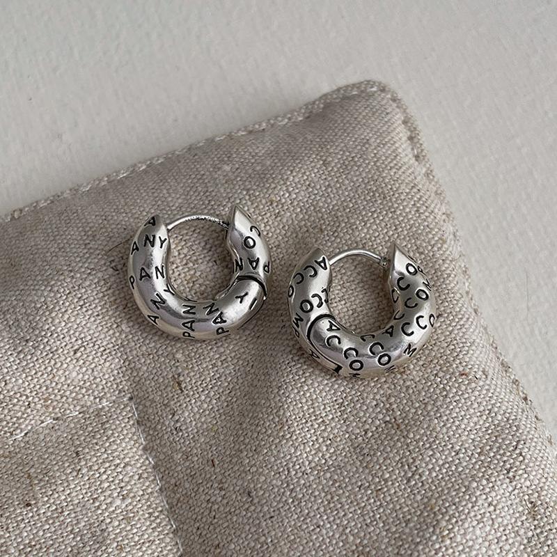 

ANENJERY Geometry Letter Earrings for Women Men Vintage Distress Ear buckle Jewelry Gifts Wholesale Party срібний