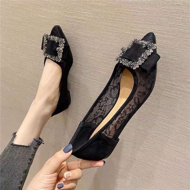 Sandals women's 2025 new comfortable and breathable flat-bottomed pointed single shoes summer mesh lace versatile black work shoes