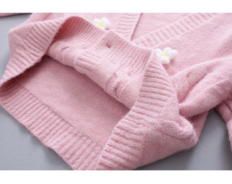 Handmade Chunky Knit Flower Cardigan for Women - Early Autumn Korean Style