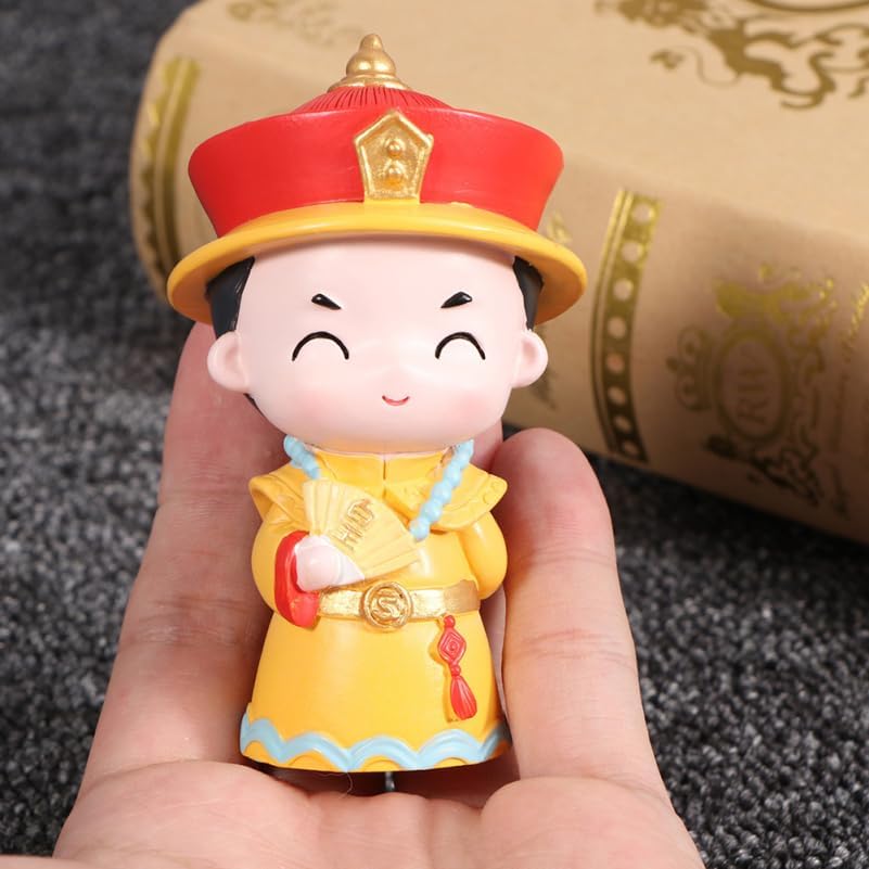Garneck 2Pcs Chinese Empress and Emperor Cake Decoration Traditional Chinese Figurines Resin Tabletop Decor Statues for Wedding Birthday Bridal